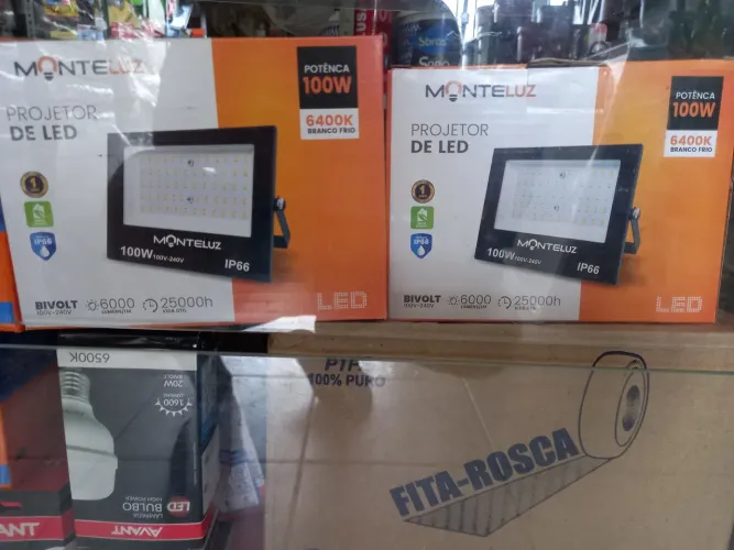 Refletor de LED 100W Bivolt IP66 6000 Lumens 25000h