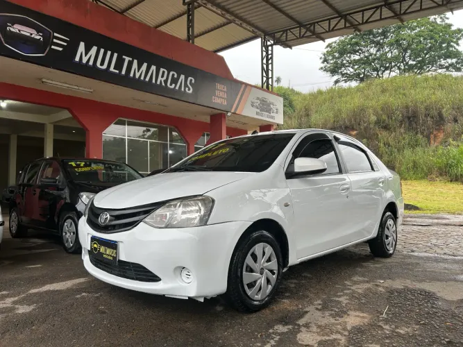 Toyota Etios X Sedan 1.5 Flex 16V 4P Mec. 2017