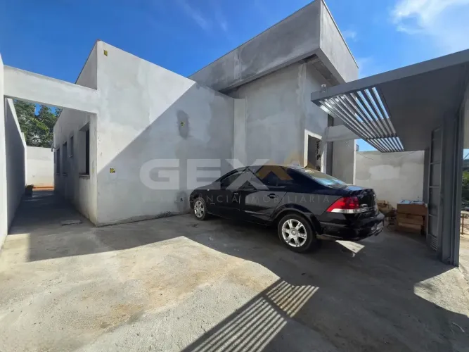 Casa à venda no bairro Jardim Alterosa, 3 quartos, 1 suíte e espaço gourmet.