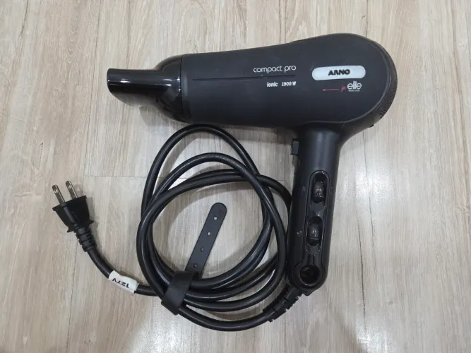 Secador de cabelo Arno Compact Pro