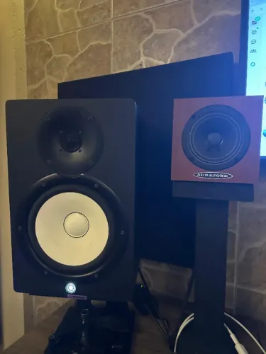 Auratone 5c seminovos (par) com Suportes Caseiros