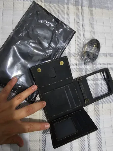Capas para Celular em Couro com Porta Cartões Flip 5 Samsung