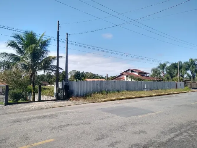 EXELENTE Terreno com 910m²