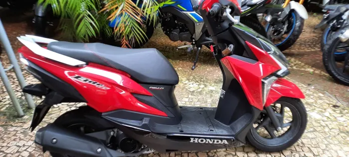 Honda Elite 125 2023 excelente estado 4700km Oportunidade