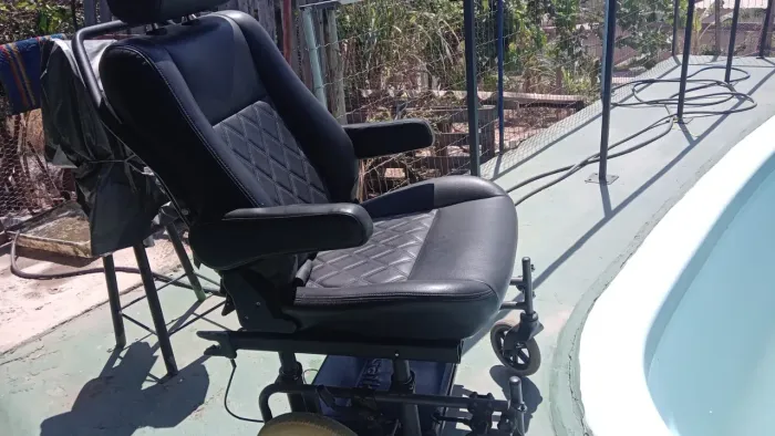 Cadeira de rodas para carros 