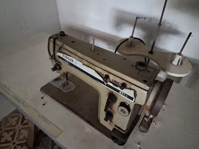 Maquina de Costura Reta