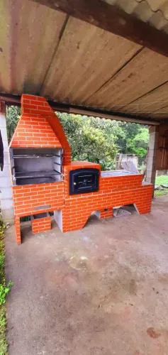 Churrasqueira Forno e Fogão de Lenha,