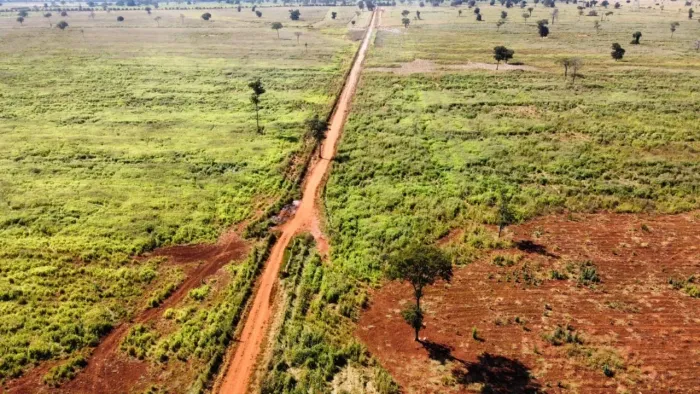  R$302 Milhões Fazenda 2.416 alqueires Flores de Goiás 