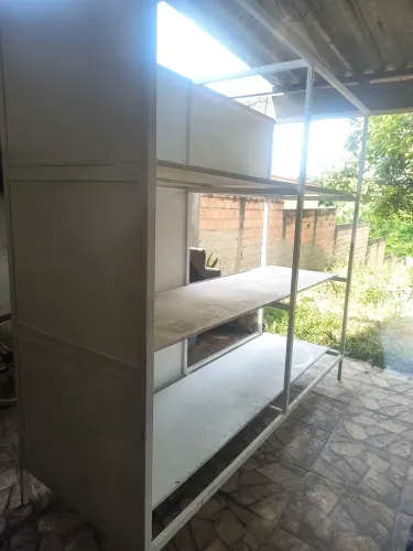 Partleira para bancas de verduras e outros 