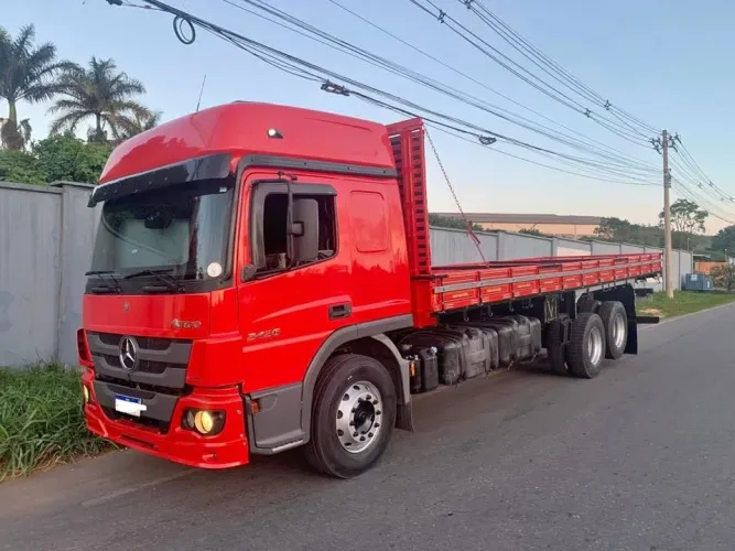 Atego 2426 Truck carroceria 2019