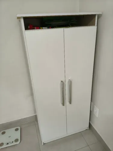 Armário multiuso branco