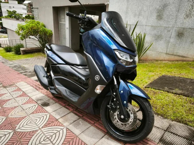 Tamanha NMax 160 2022 com apenas 14 mil kms