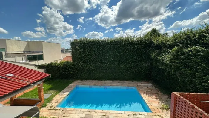 Casa à venda no Jardim Presidente próxima à Avenida Maringá