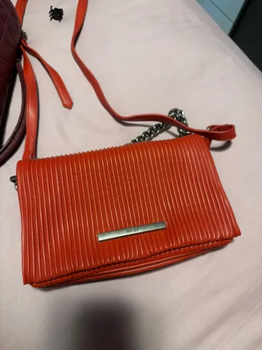 Bolsa Santa lolla vermelha couro