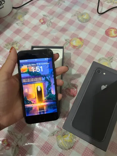 iPhone 8 - 64 gb