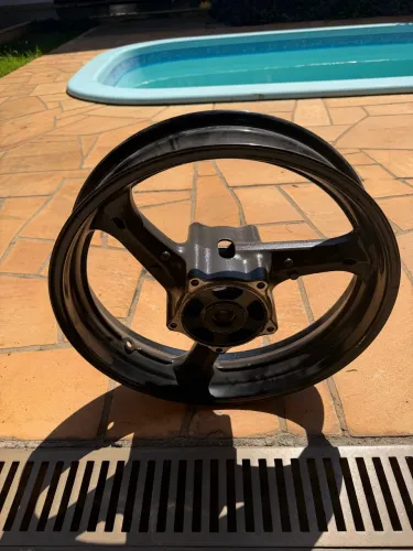 Suzuki Bandit 1250 Roda dianteira