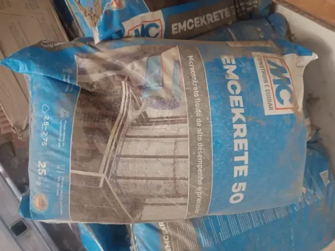 MICROCONCRETO FLUIDO DE ALTO DESEMPENHO E PRECISÃO