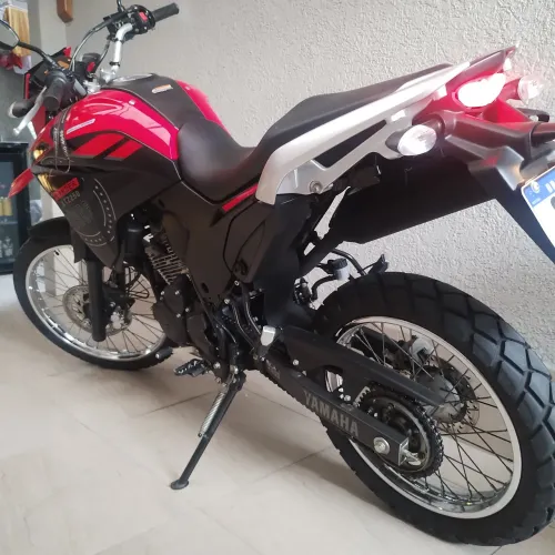 Vende- se Lander 