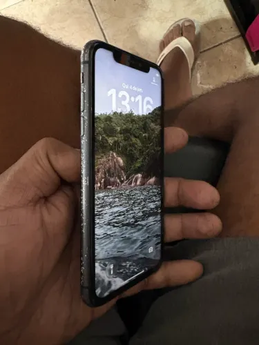 iPhone 11