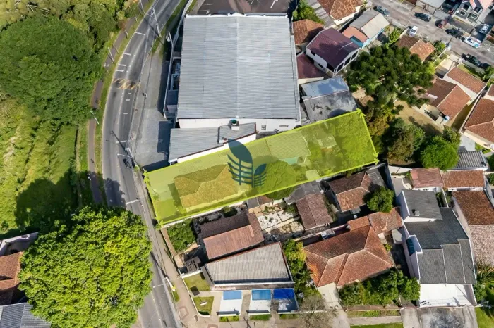 Terreno 708 m² à Venda no Pilarzinho, Curitiba