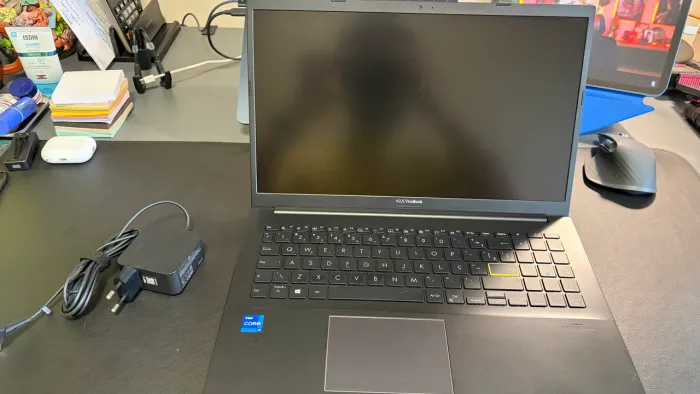 Asus VivoBook i7 16gb RAM 512GB Tela 16 polegadas full HD