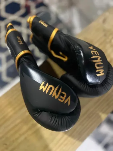 Luva muay Thai venum 14 0z