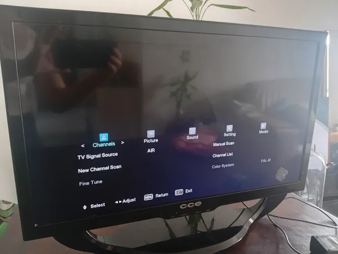 Monitor/ TV