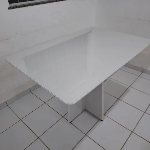 Vendo essa linda mesa