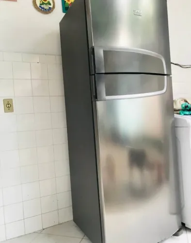 Doação geladeira usada