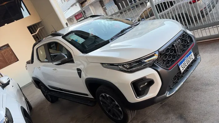 Fiat Strada Ultra 1.0 Flex Turbo CD Aut. 2025