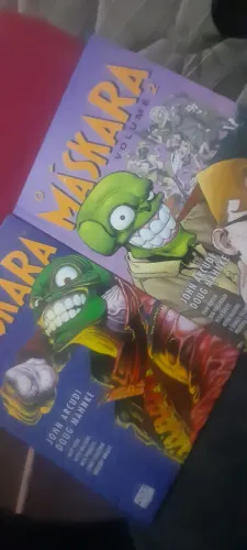 Vendo HQs O Máscara VOL1 e VOL2 Dois Livros de Quadrinhos Capa Dura