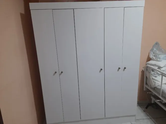 Guardaroupa solteiro