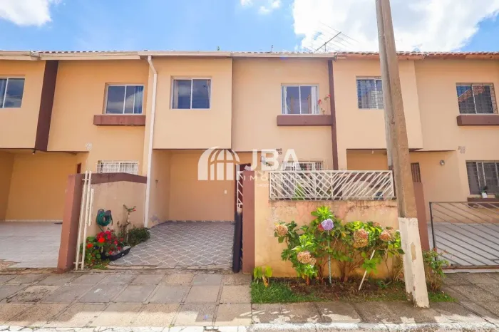 SOBRADO À VENDA NO BAIRRO XAXIM