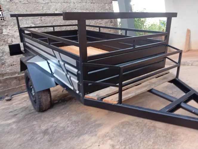 Vendo carretinha nova