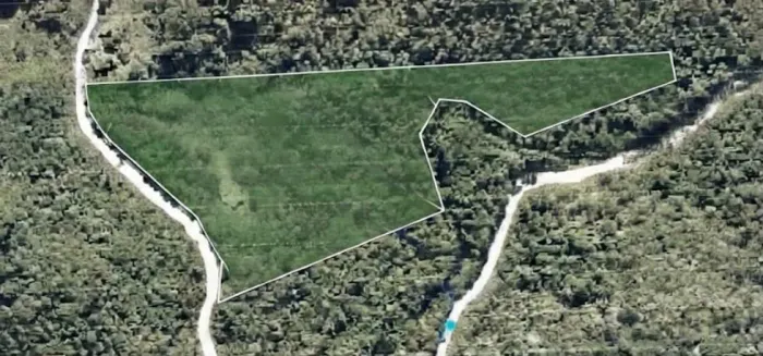 Oportunidade Única: Terreno de 3 Hectares com Rio nos Fundos no Pouso Frio