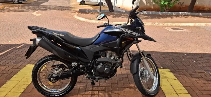 Vendo XRE 190 impecável
