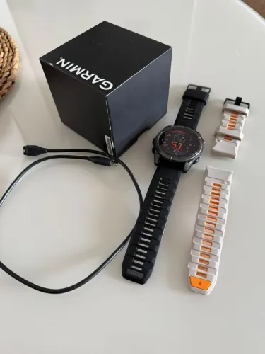 Garmin Fenix 8 AMOLED 51mm - Seminovo na Caixa (Estado de Zero)