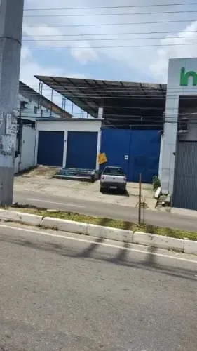 Galpão  650m2, pé direito 8m na avenida Silves - Manaus - AM