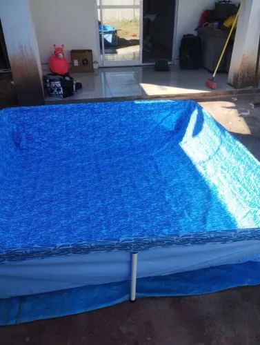 Piscina de criança pequena