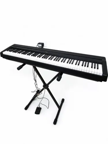 Vende-se teclado digital Yamaha P45-B