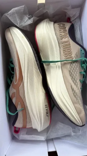 Tenis corre turbo 