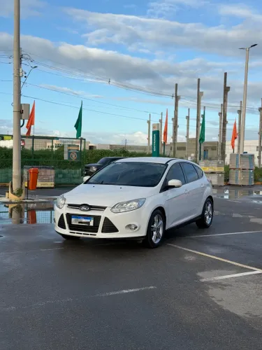 Ford Focus 2.0 16v/se/se Plus Flex 5P Aut. 2015