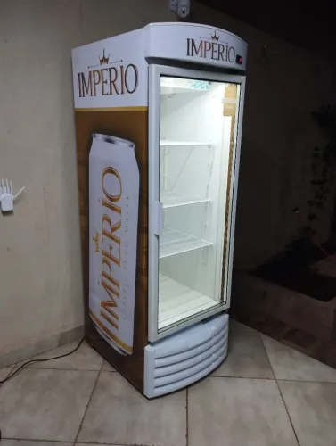 Freezer expositor cervejeiro metal frio  