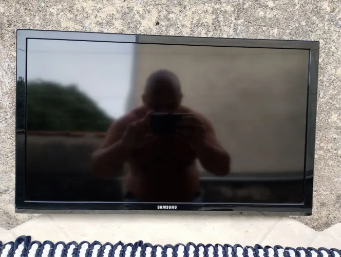 TV Monitor Samsung 23 Com Defeito