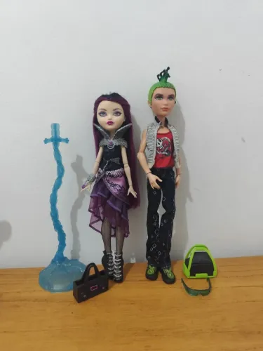 Monster High e Ever After High, mini lote