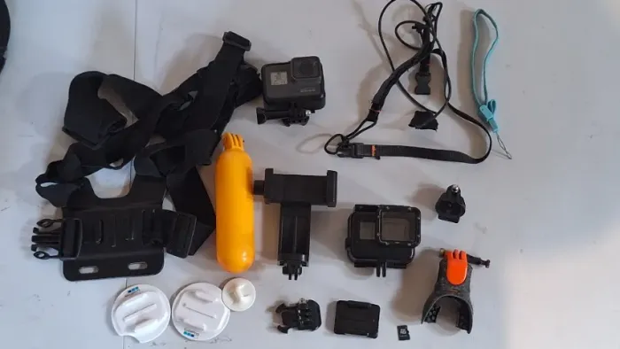 Câmera Digital Gopro Hero 5 Black + acessorios na foto