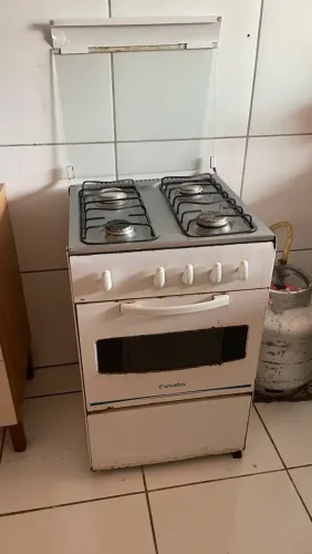 Fogão funcionando tudo