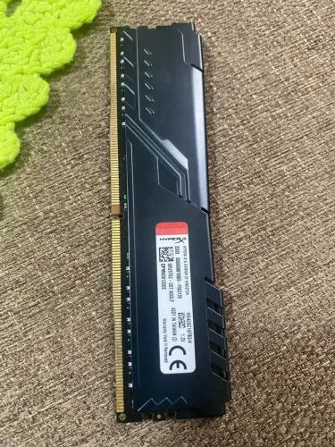 DDR4 12 gigas de memória