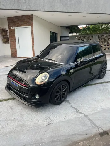 Mini Cooper S 2.0 Turbo 16V 3P Aut. 2015