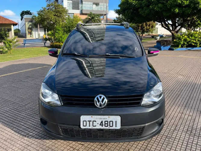 Volkswagen Fox 1.0 MI Total Flex 8V 3P 2013